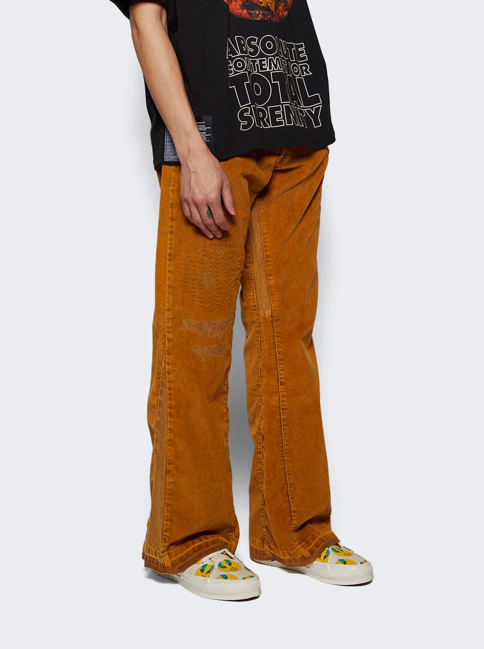VN000S51FS81_Yellow_02.jpg