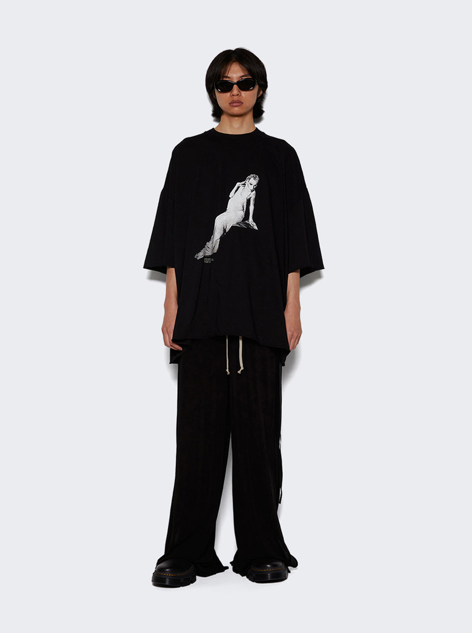 RR01D3327 HBZ_Black_02.jpg