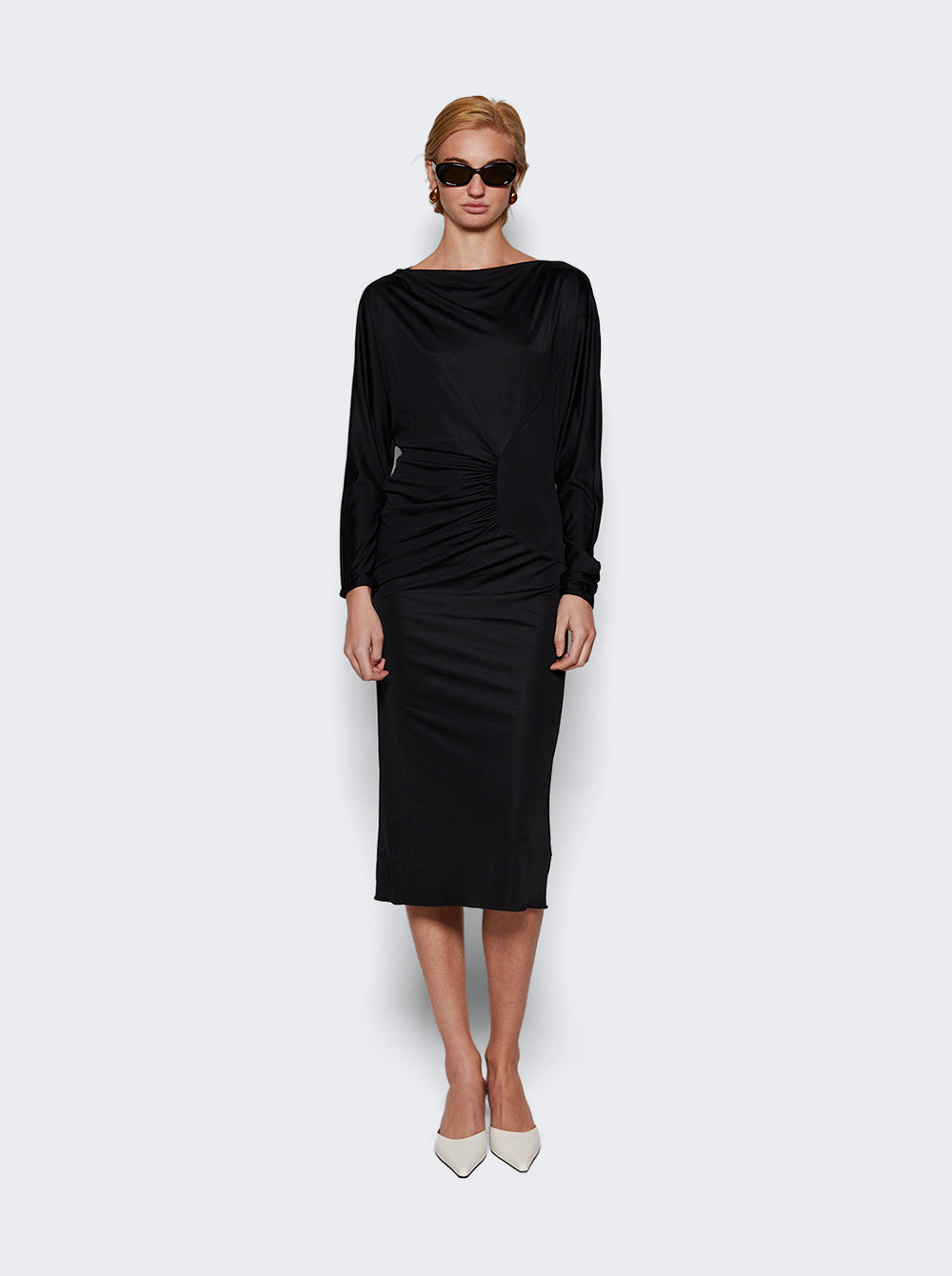 53964084 W4084_Black_02.jpg