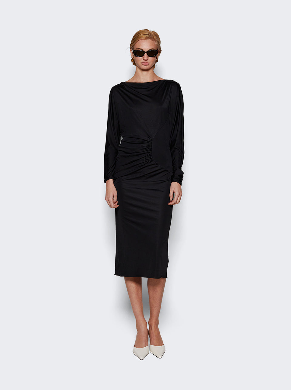 53964084 W4084_Black_02.jpg