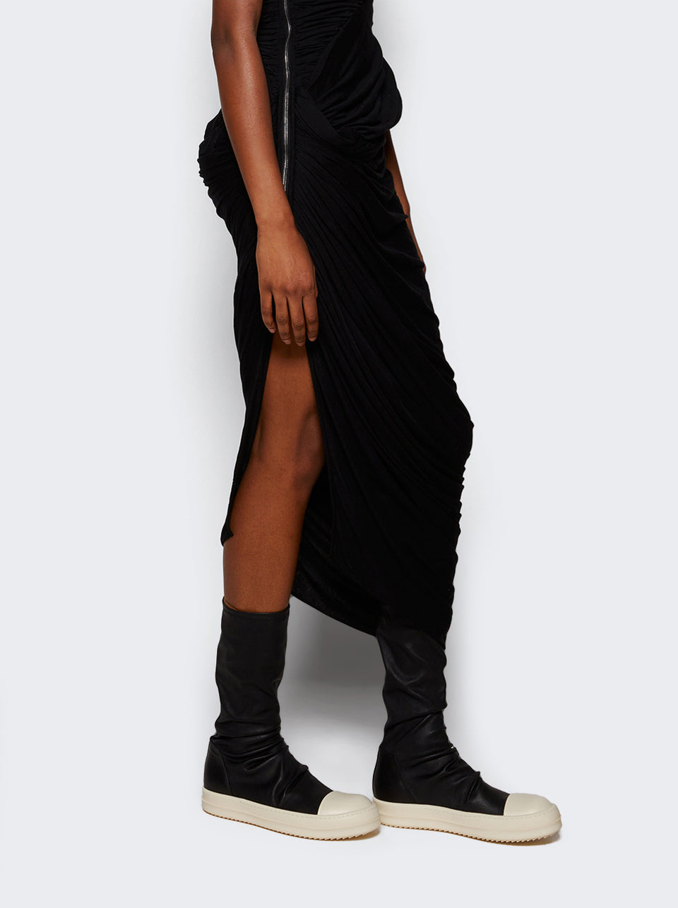 RP02D3895 LS_Black_02.jpg
