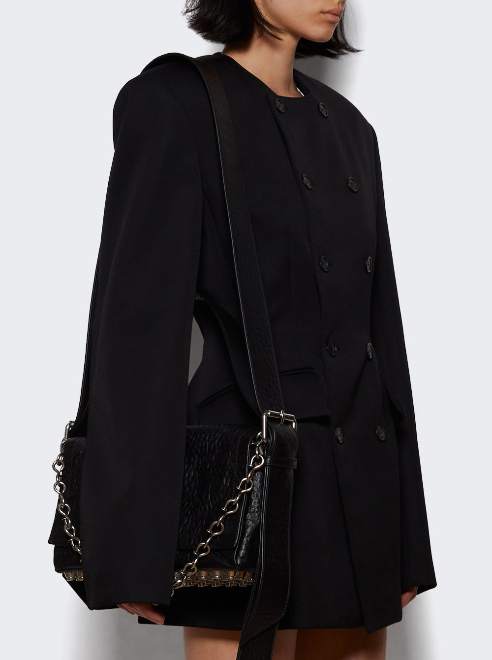 20425K55L_Black_02.jpg