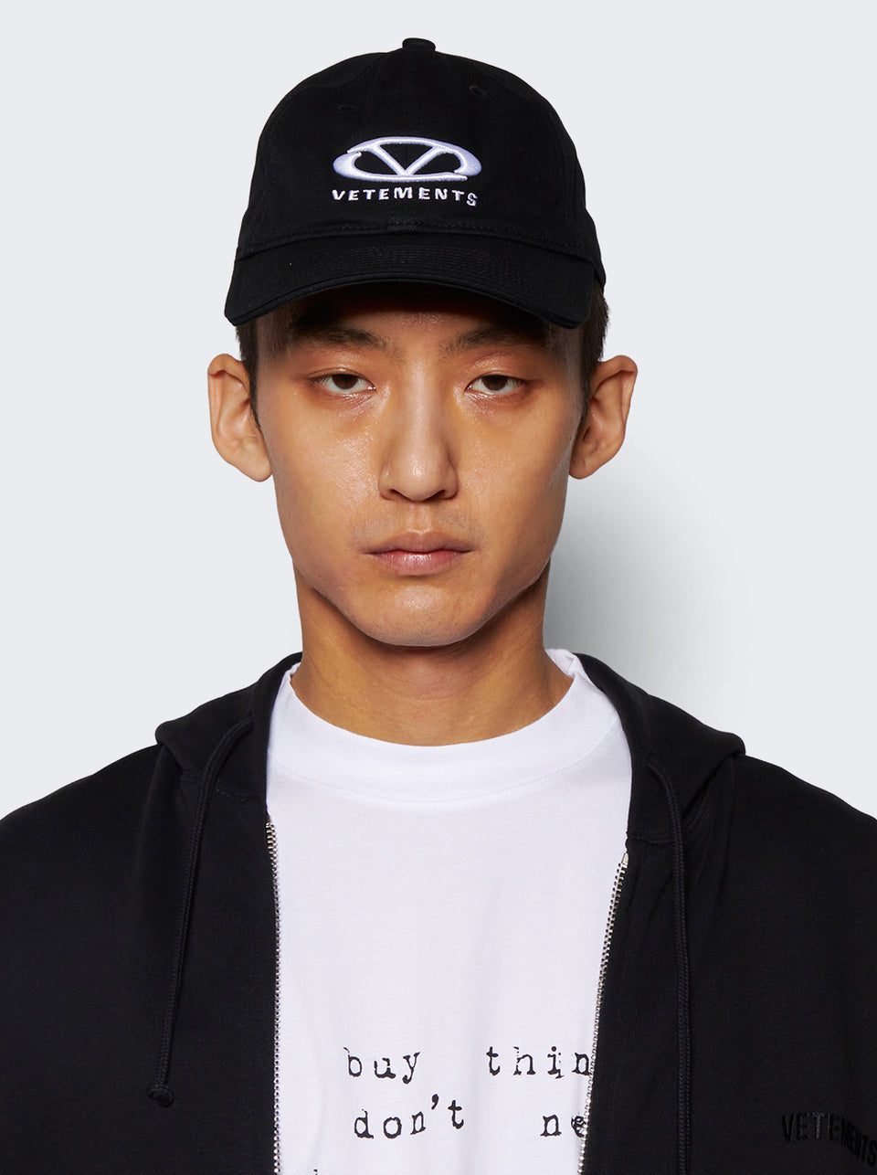 UA66CA100B_Black_02.jpg