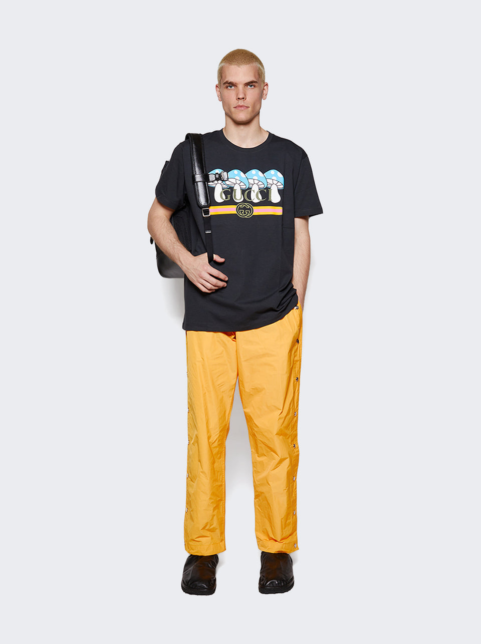REC-5045_Gold_02.jpg