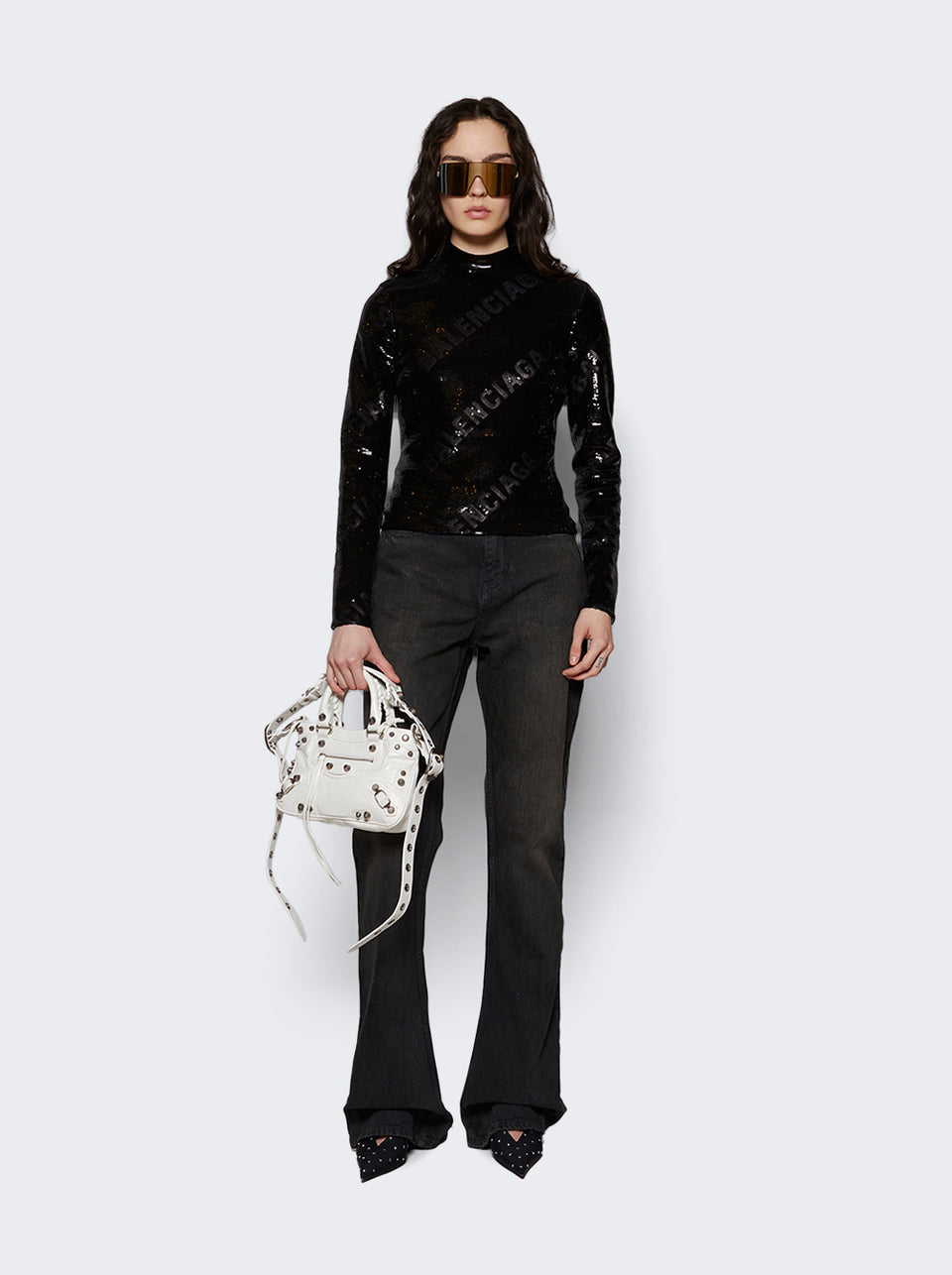 725074 TMR68_Black_02.jpg