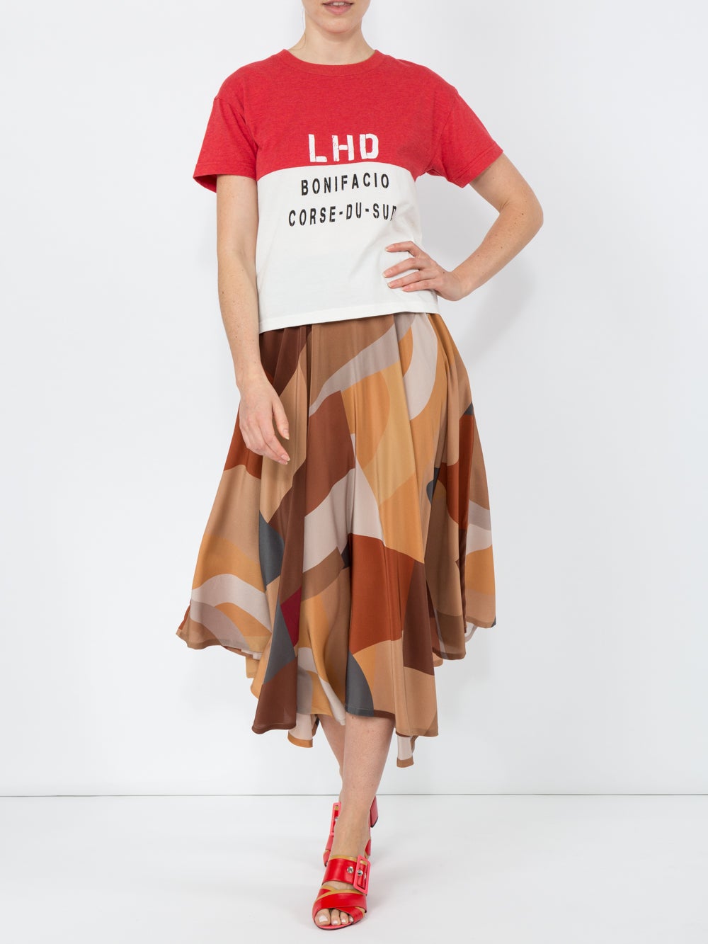 LHD-04-CO0020-RW_Red_02.jpg