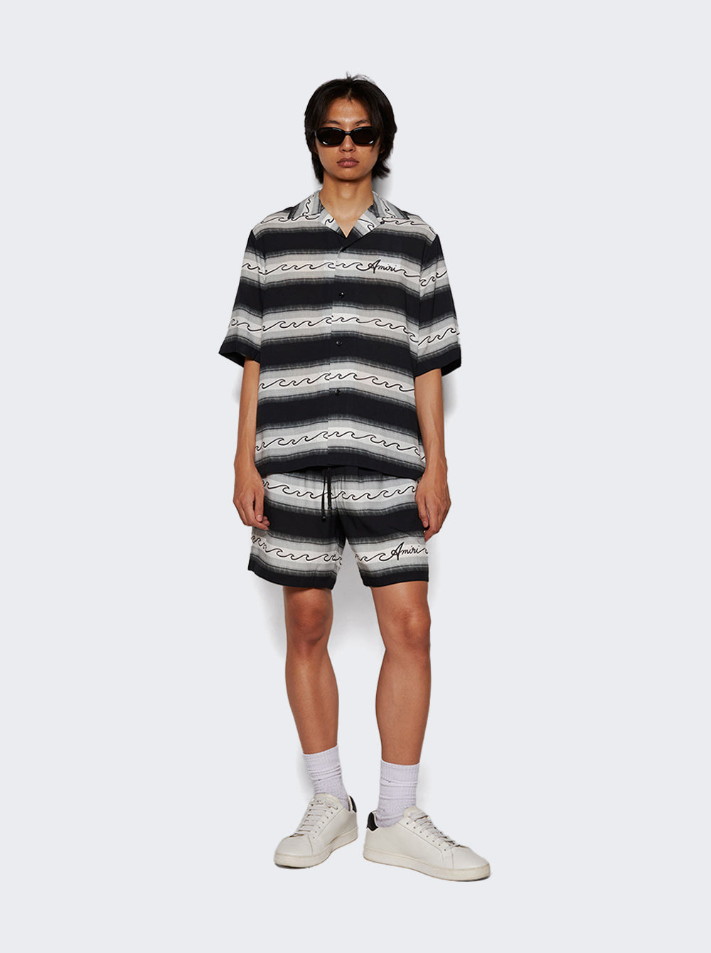 AMSHCA1036_Black_02.jpg