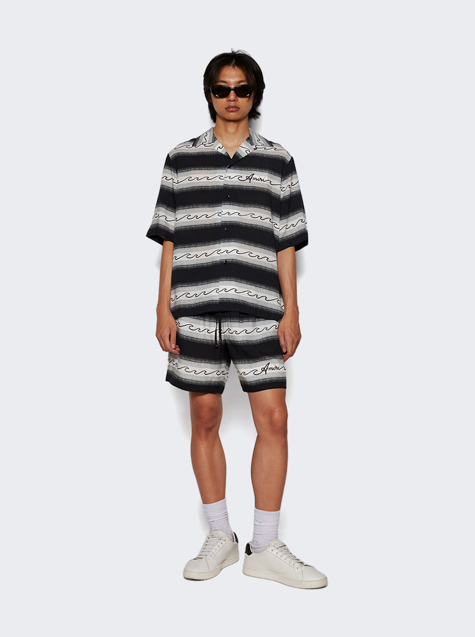 AMSHCA1036_Black_02.jpg