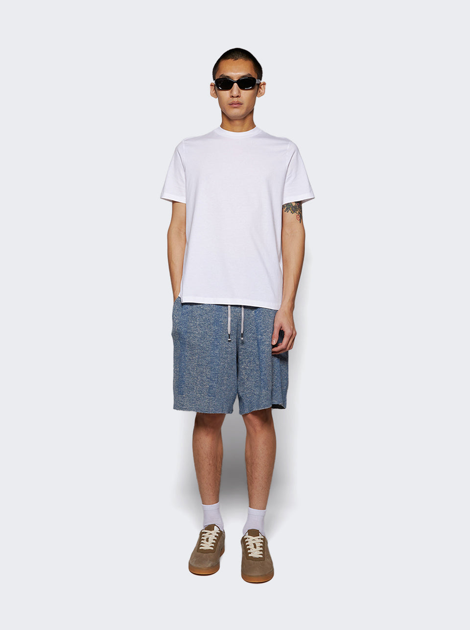 S50MU0077 M13097_Black_02.jpg