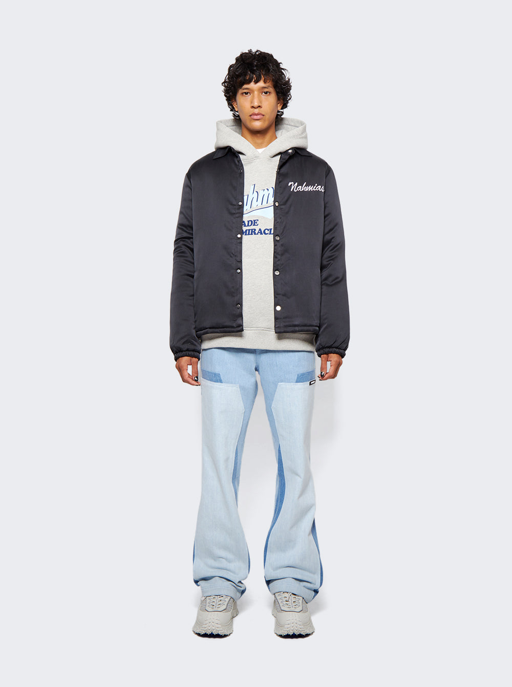 AW22-1-5019-F0001-GREY_Grey_02.jpg