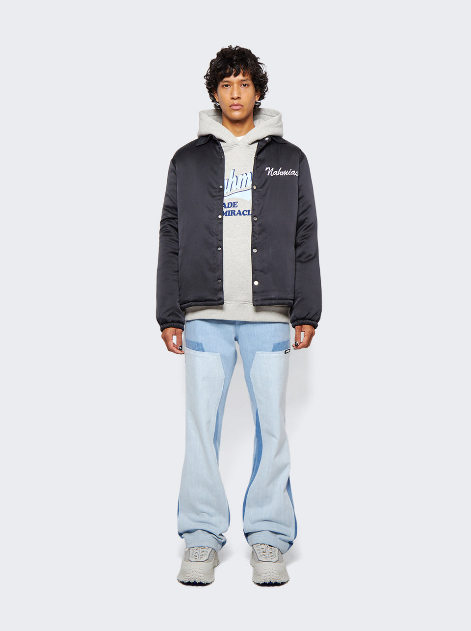 AW22-1-5019-F0001-GREY_Grey_02.jpg