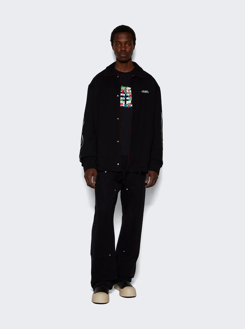 BM015R3YJB_Black_02.jpg