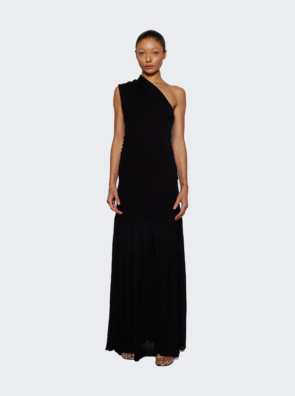 R2513014_Black_02.jpg