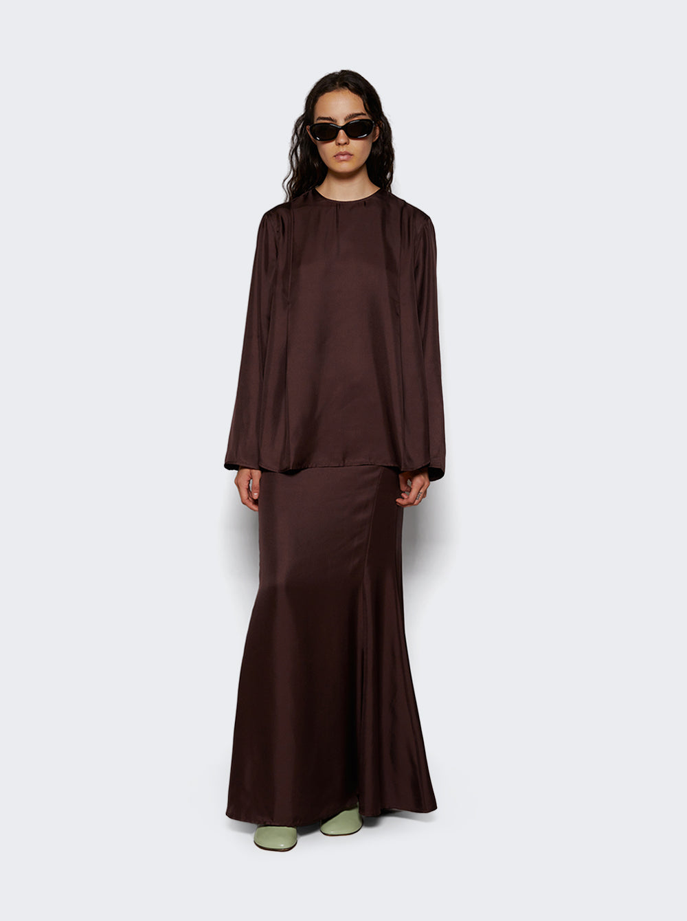 DALUPIRI_Brown_02.jpg