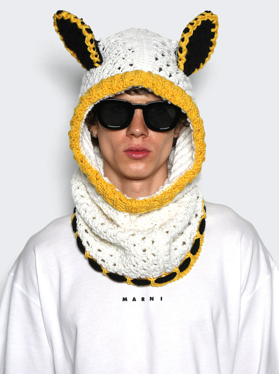 ACZC0062Q0 UFWH26_White_02.jpg