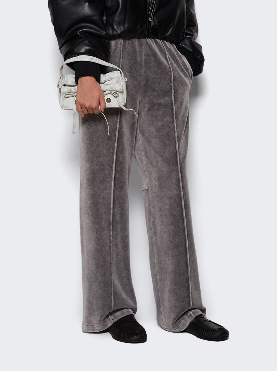 AD0853_Black_02.jpg