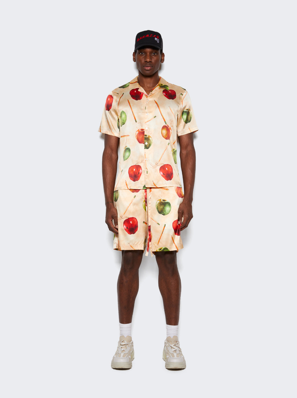 SS23-W23-ST1-270_Beige_02.jpg