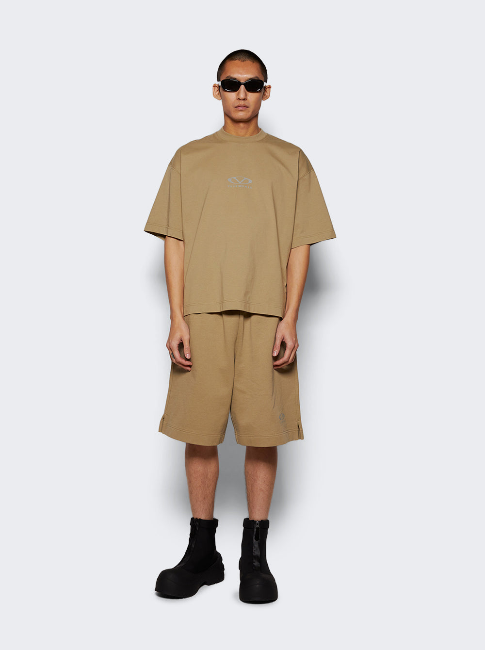 UA66SS600T_Beige_02.jpg