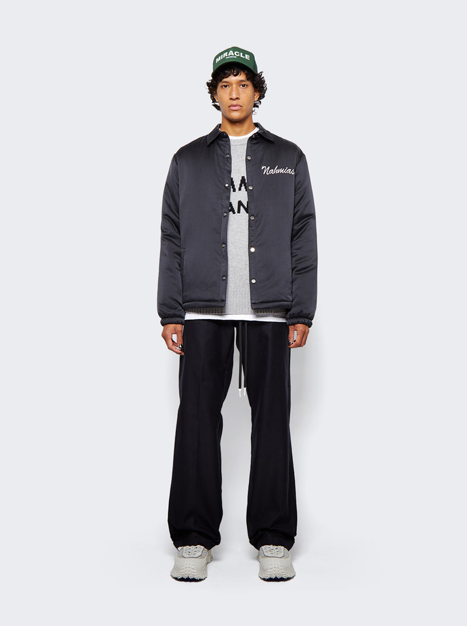 AW22-2-7005-F0015-BLACKGREY_Black_02.jpg