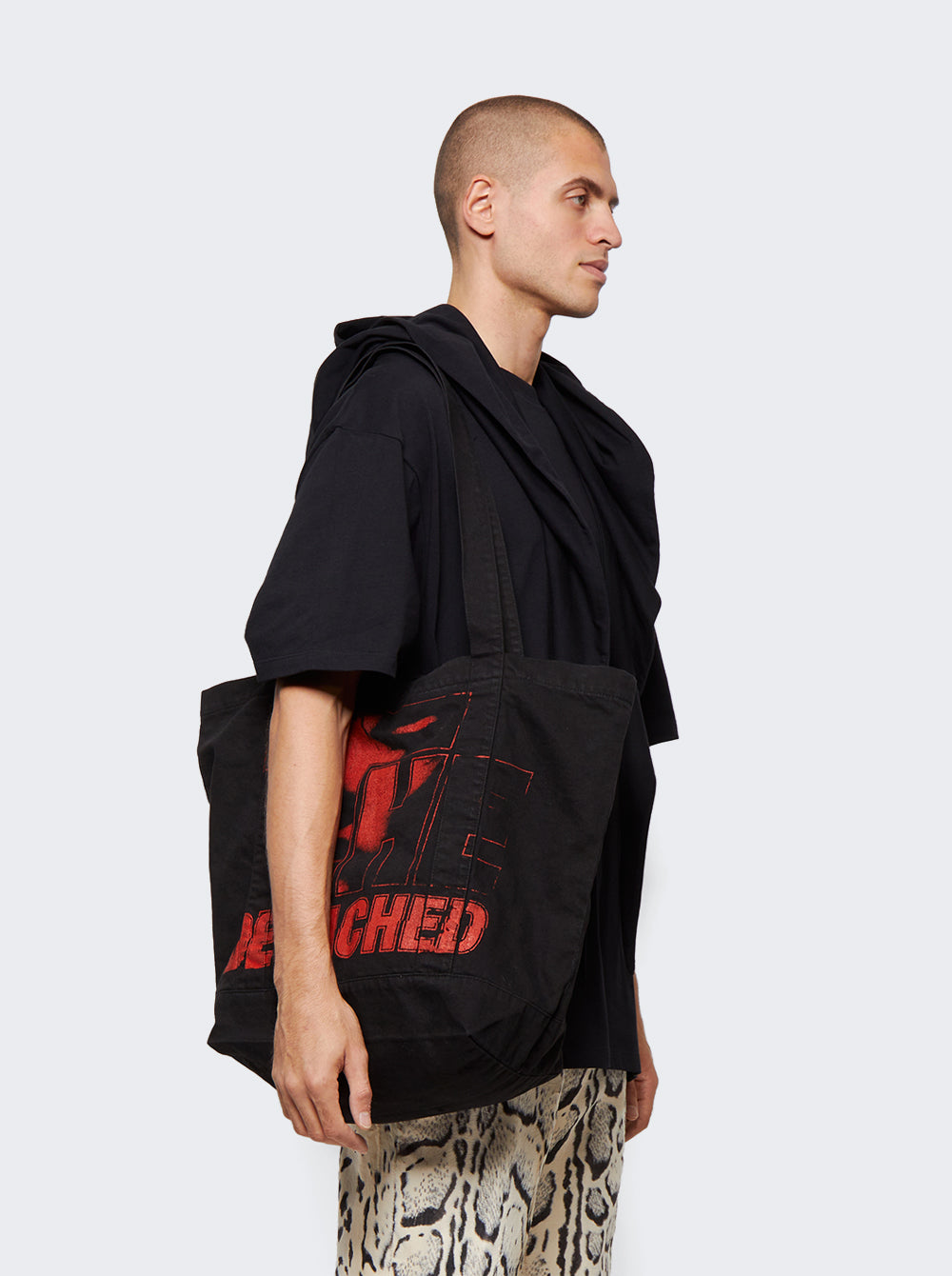 222-935A_Black_02.jpg