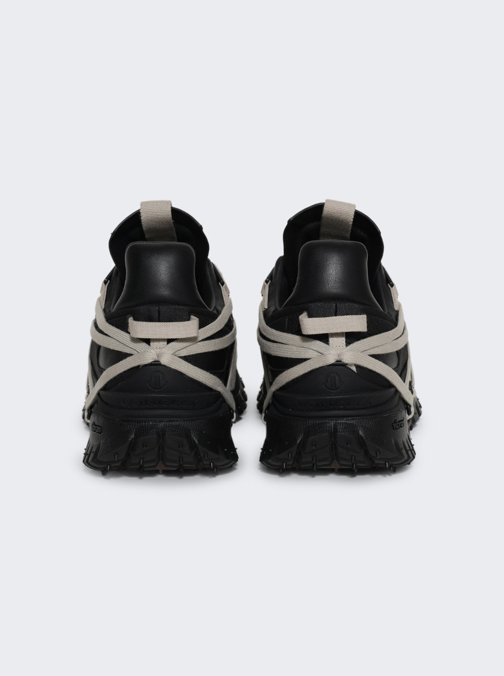 MU01F4M10 M4321_Black_02.jpg