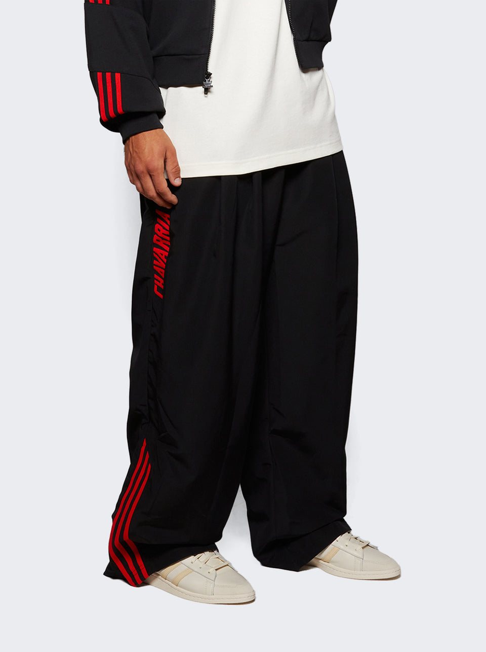 JR6859_White_02.jpg