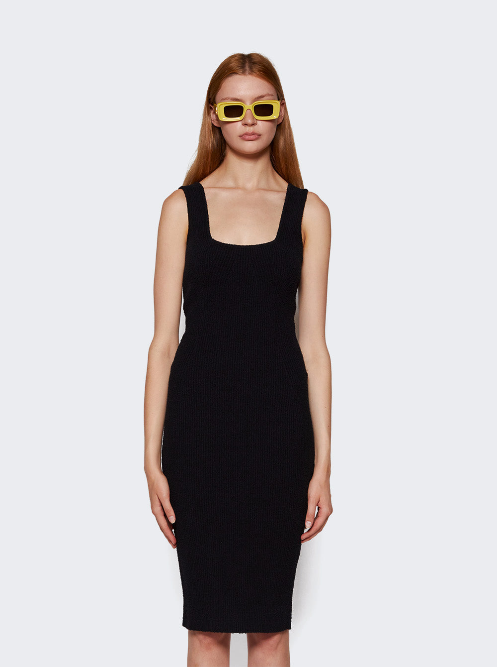 W5028R10_Black_03.jpg