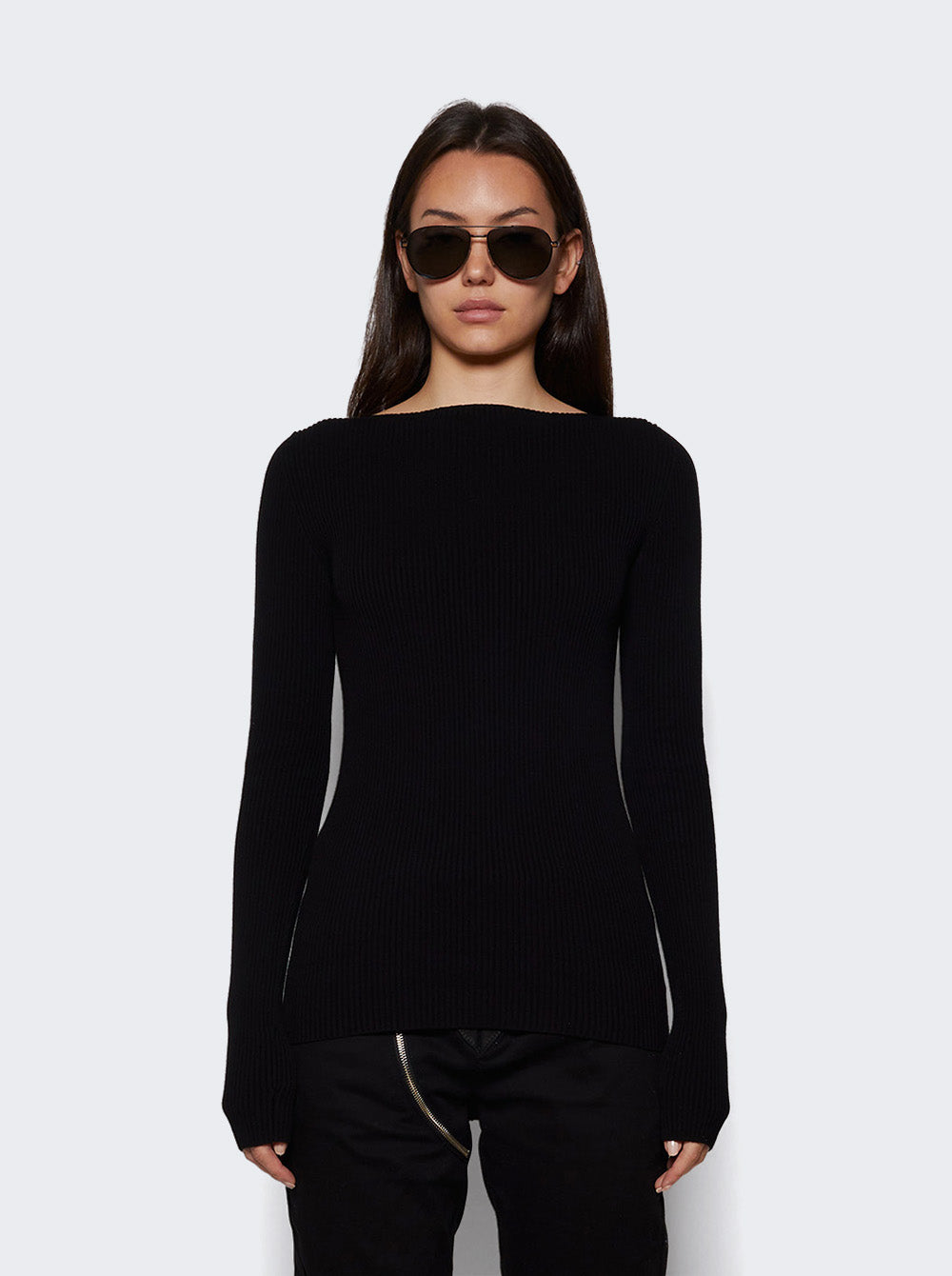 RP02E4683 RIBVI_Black_03.jpg