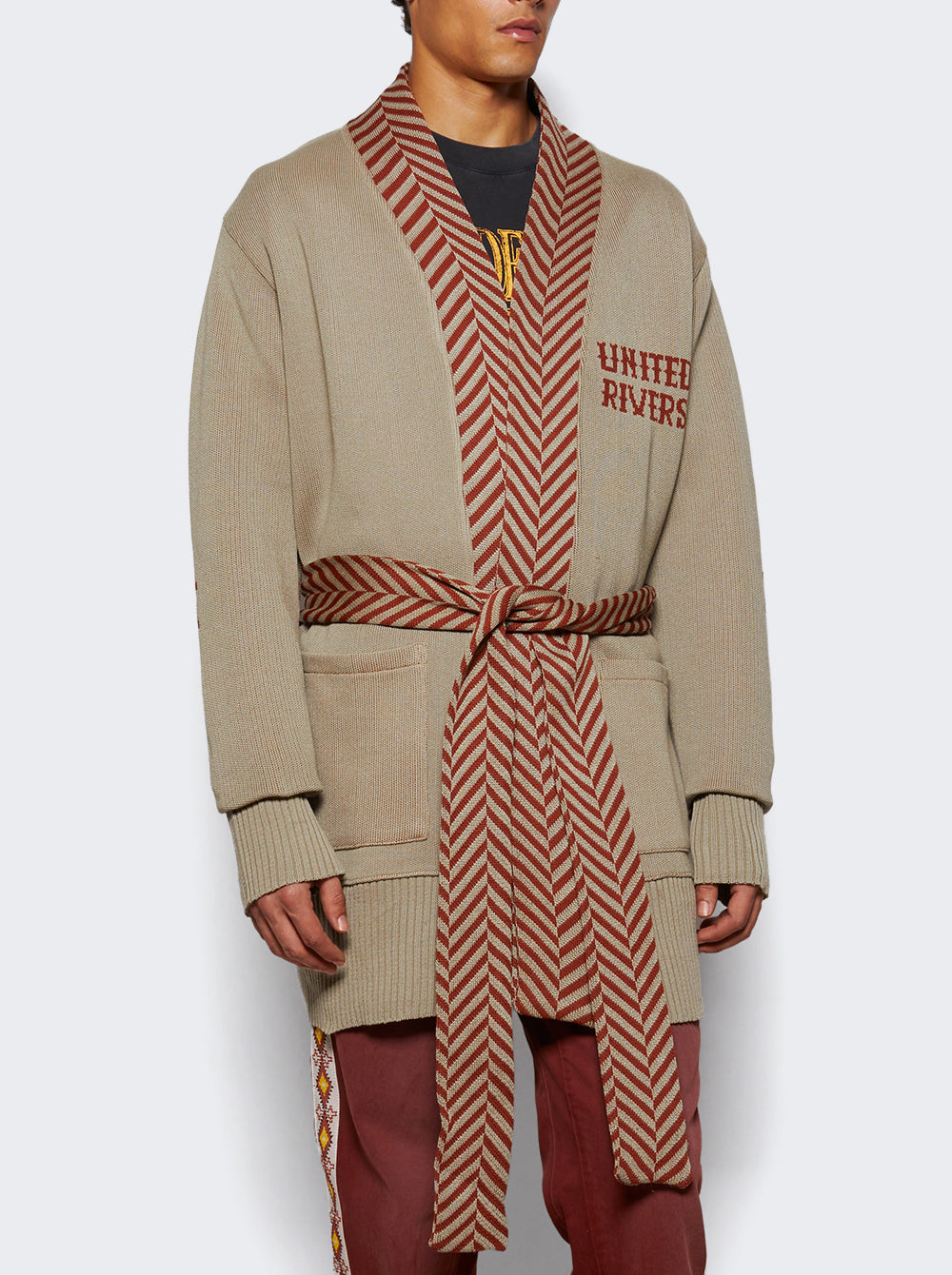 1031_Beige_03.jpg