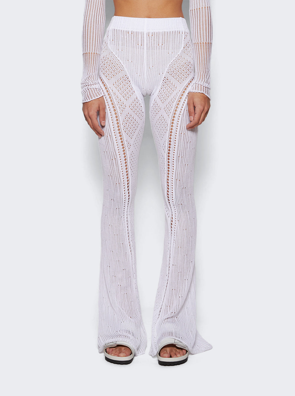 REAW23K_03W_White_03.jpg