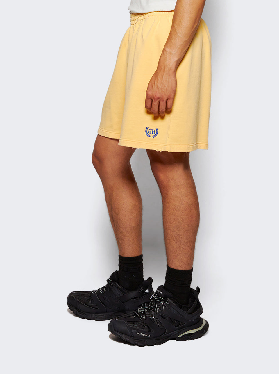 826385 TSVC6_Yellow_03.jpg