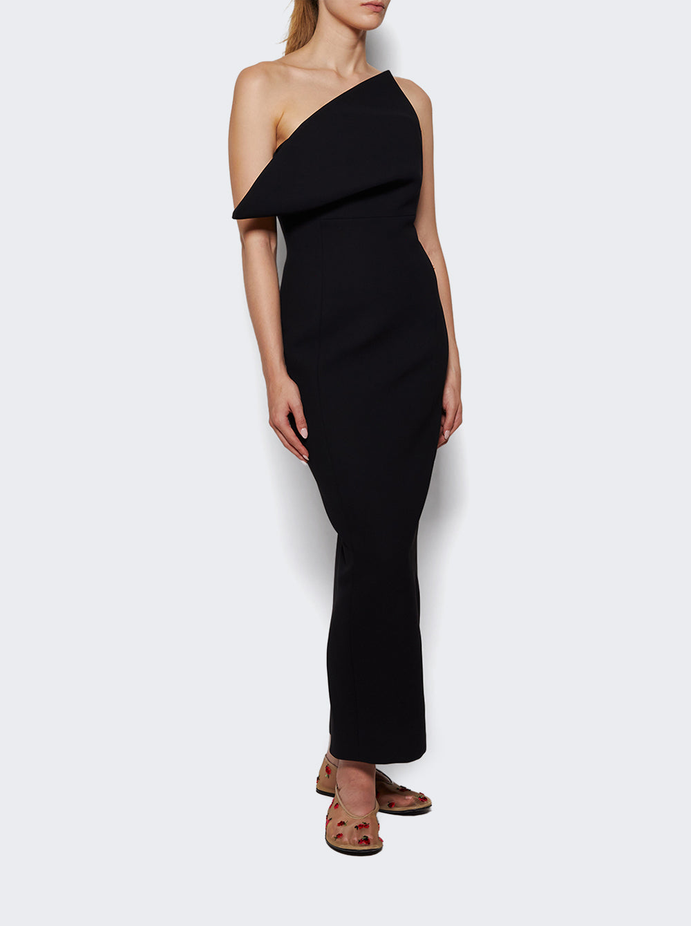 55184114 W4114_Black_03.jpg