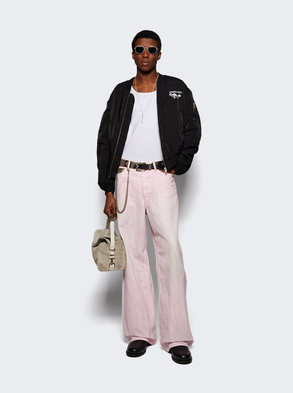 100-424_Black_03.jpg