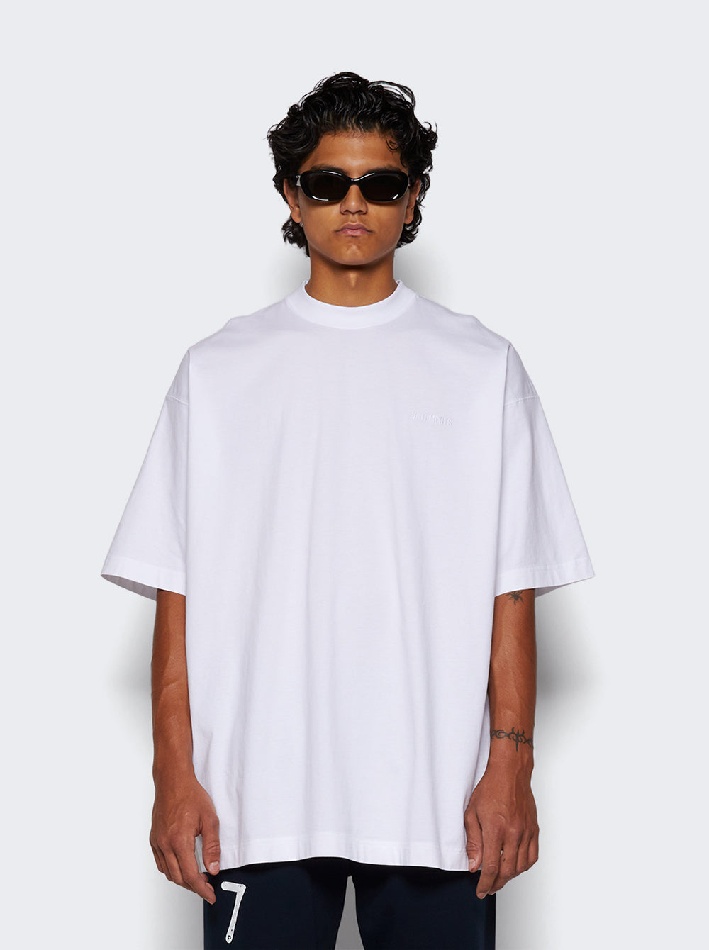 UA66TR765W_White_03.jpg