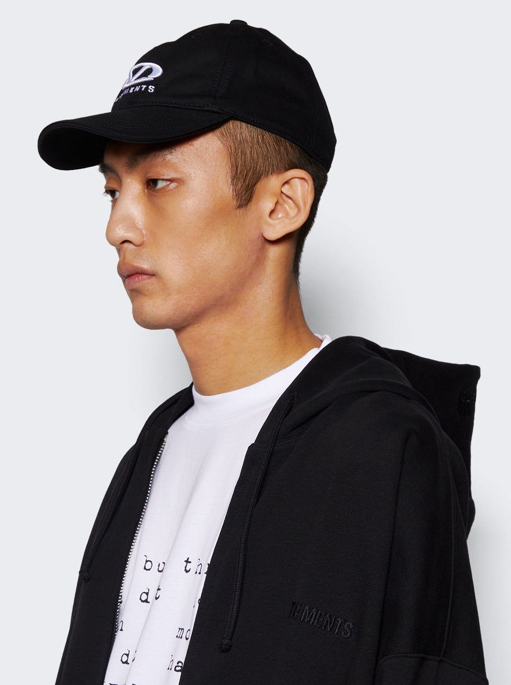 UA66CA100B_Black_03.jpg