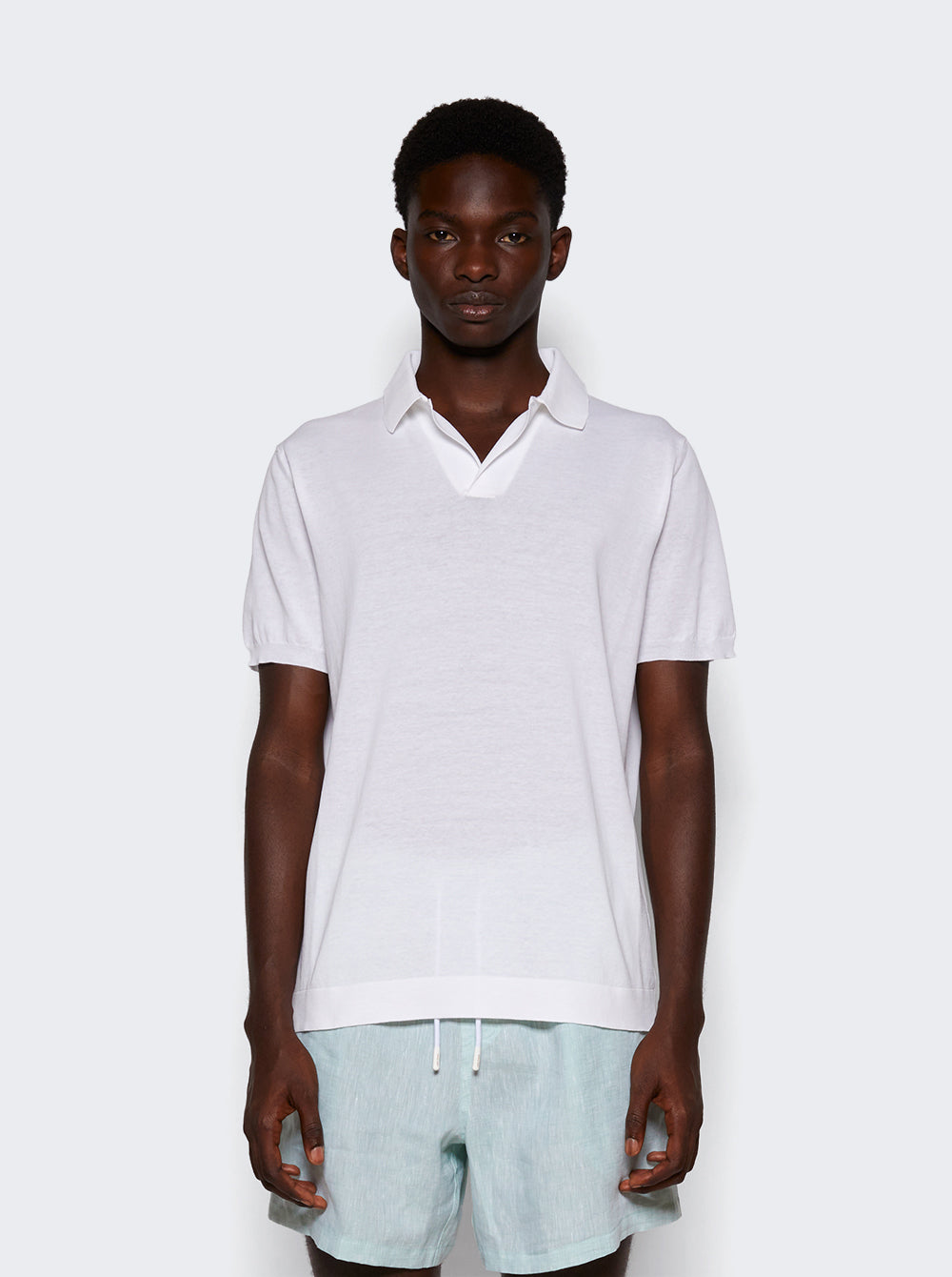 FAI1567_White_03.jpg