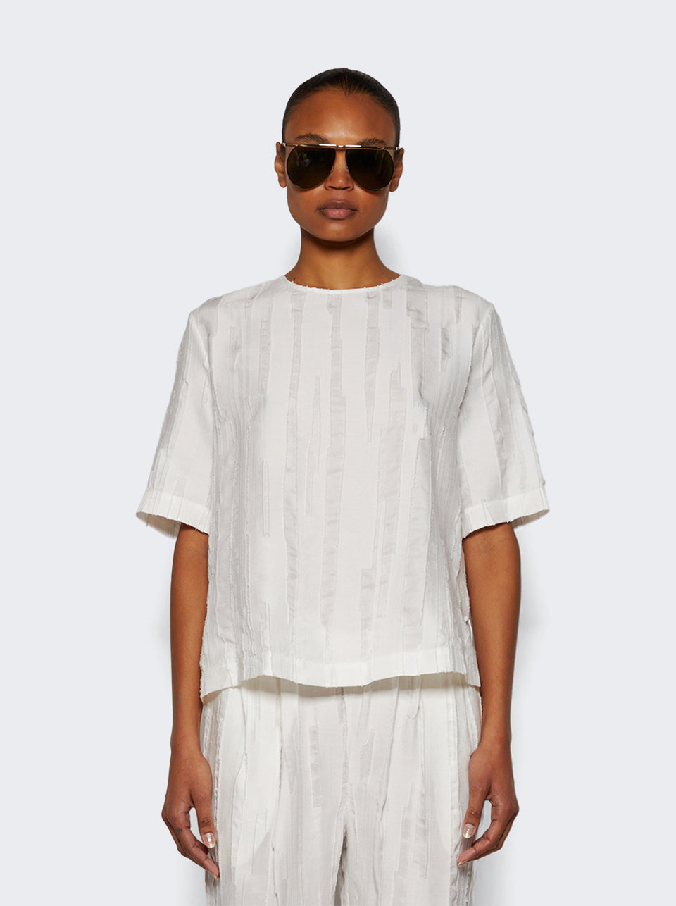 TOBA_White_03.jpg