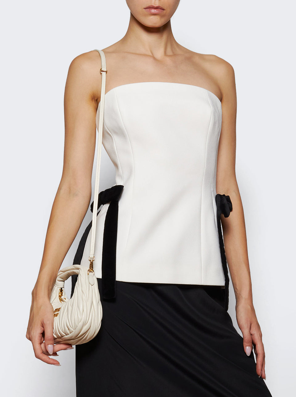 TP212IV005_Off White_03.jpg
