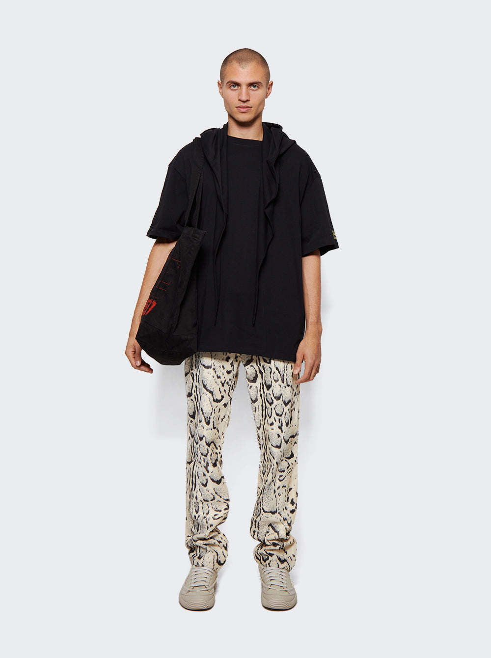 222-935A_Black_03.jpg