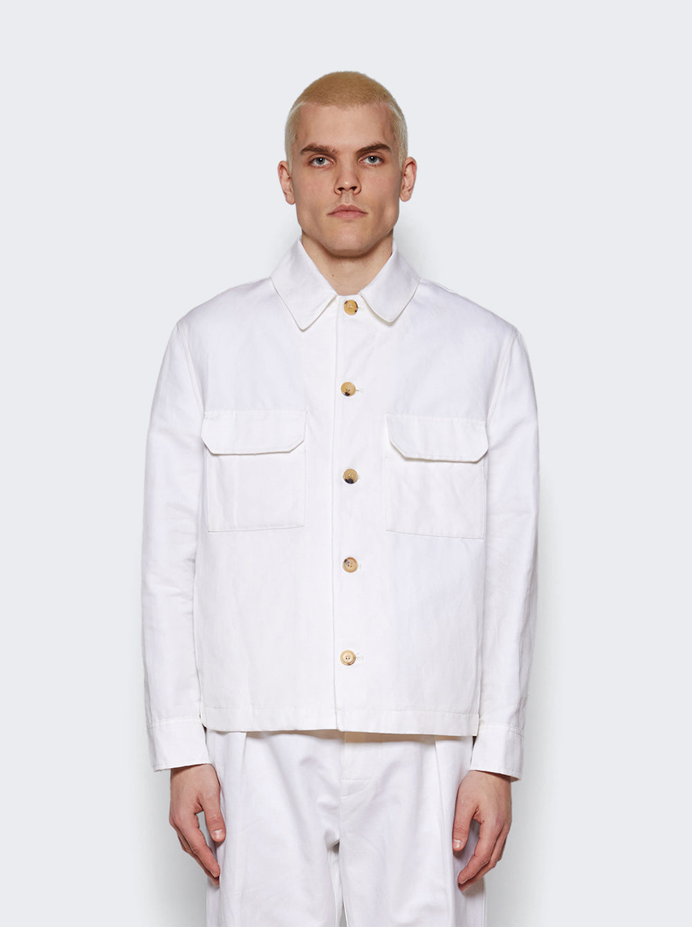 FAO2161_White_03.jpg