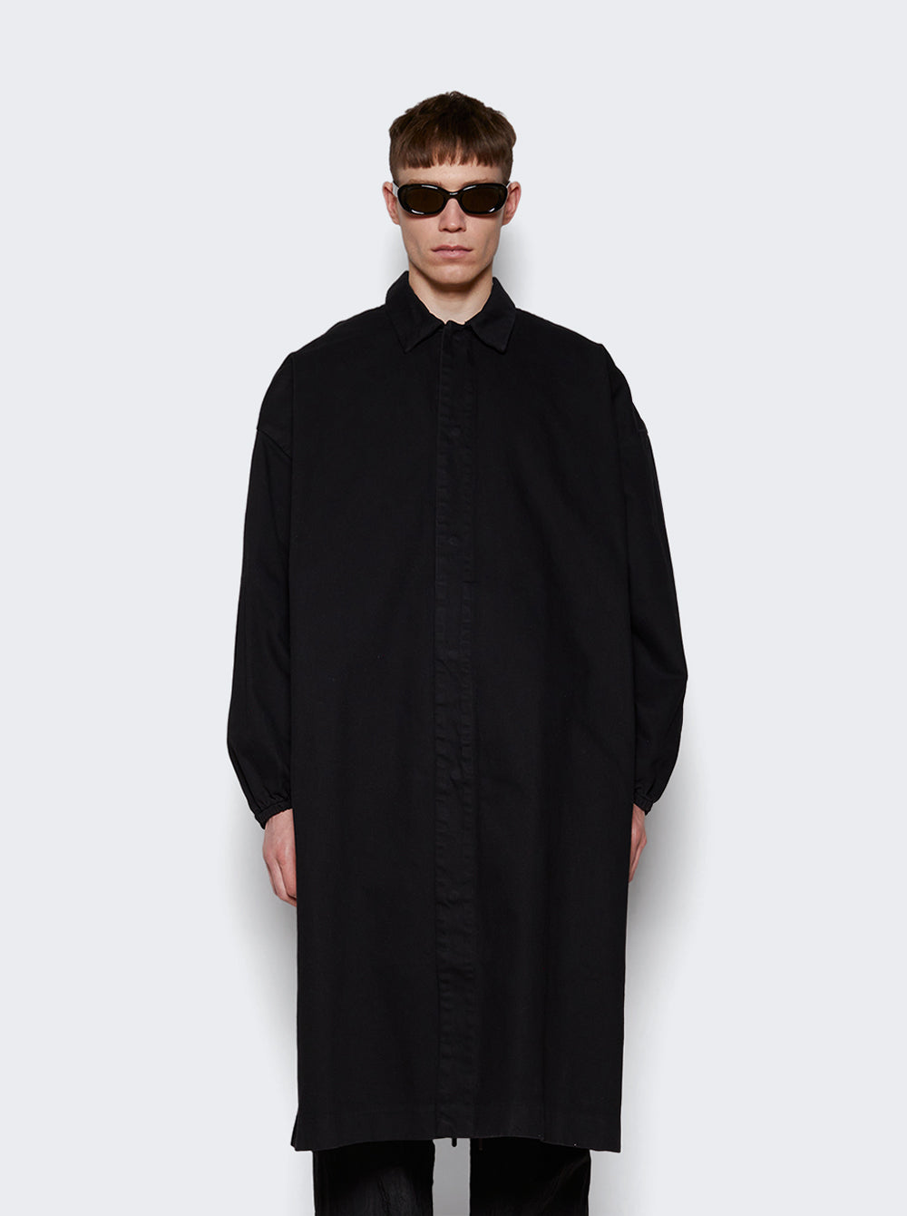 202SP244571F_Black_03.jpg