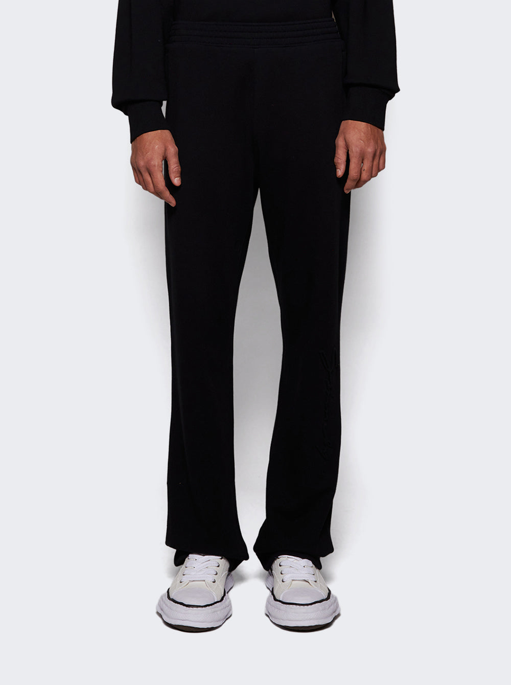 BM51HS3YP1001_Black_03.jpg