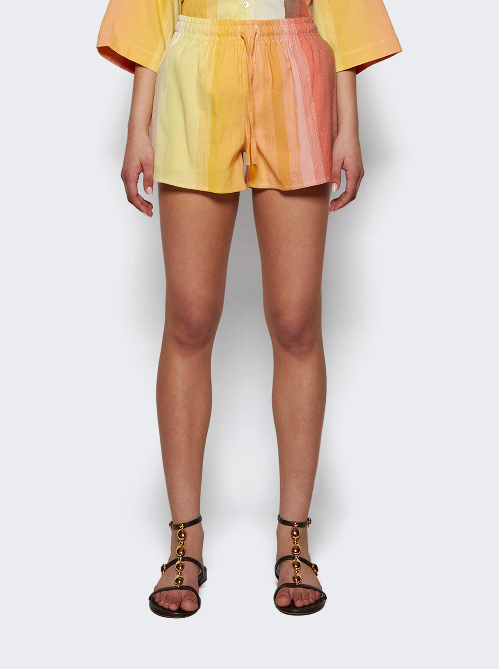 HS24-080_Yellow_03.jpg