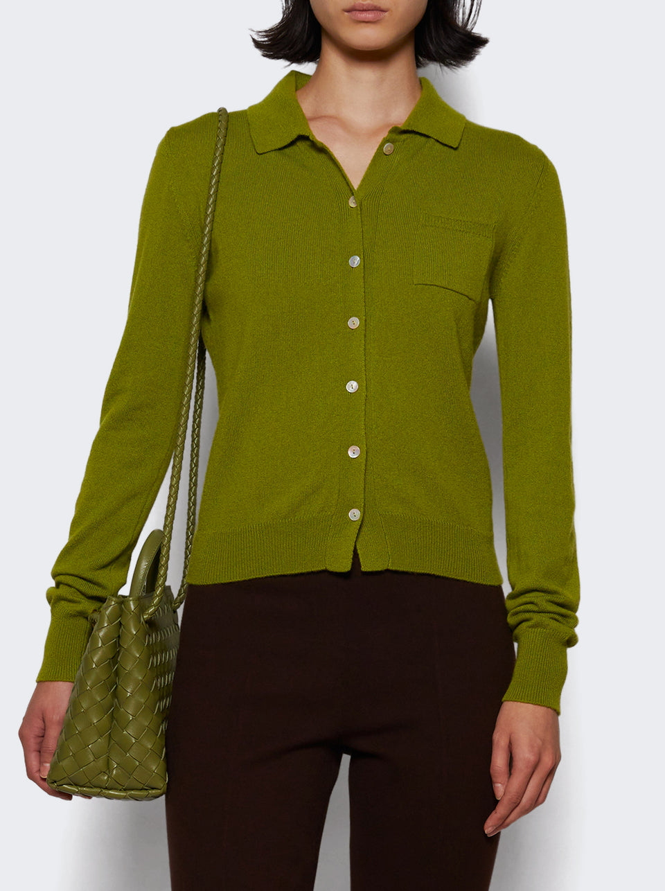 AM9_Green_03.jpg