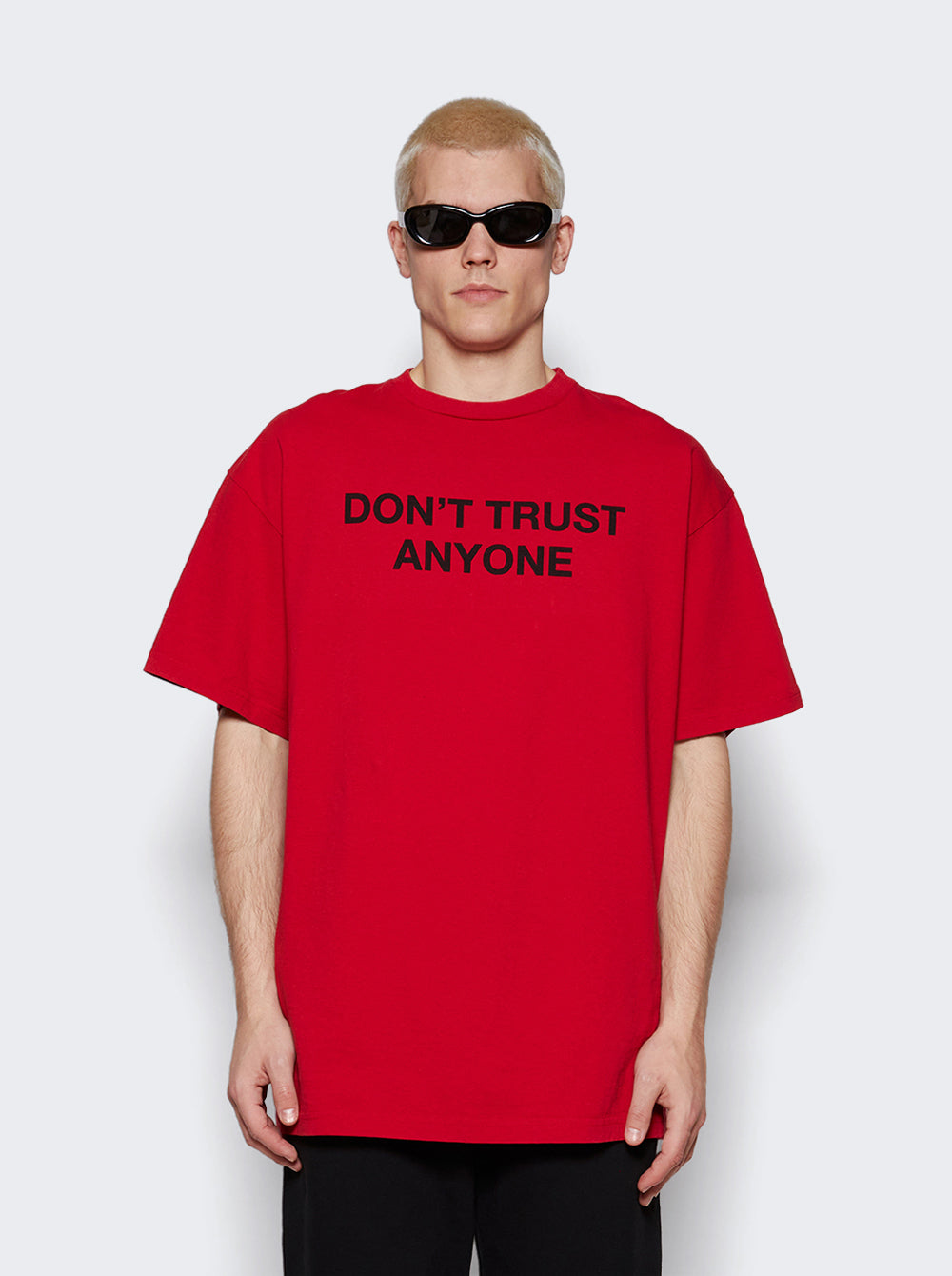 A23SSM00DTA_Red_03.jpg