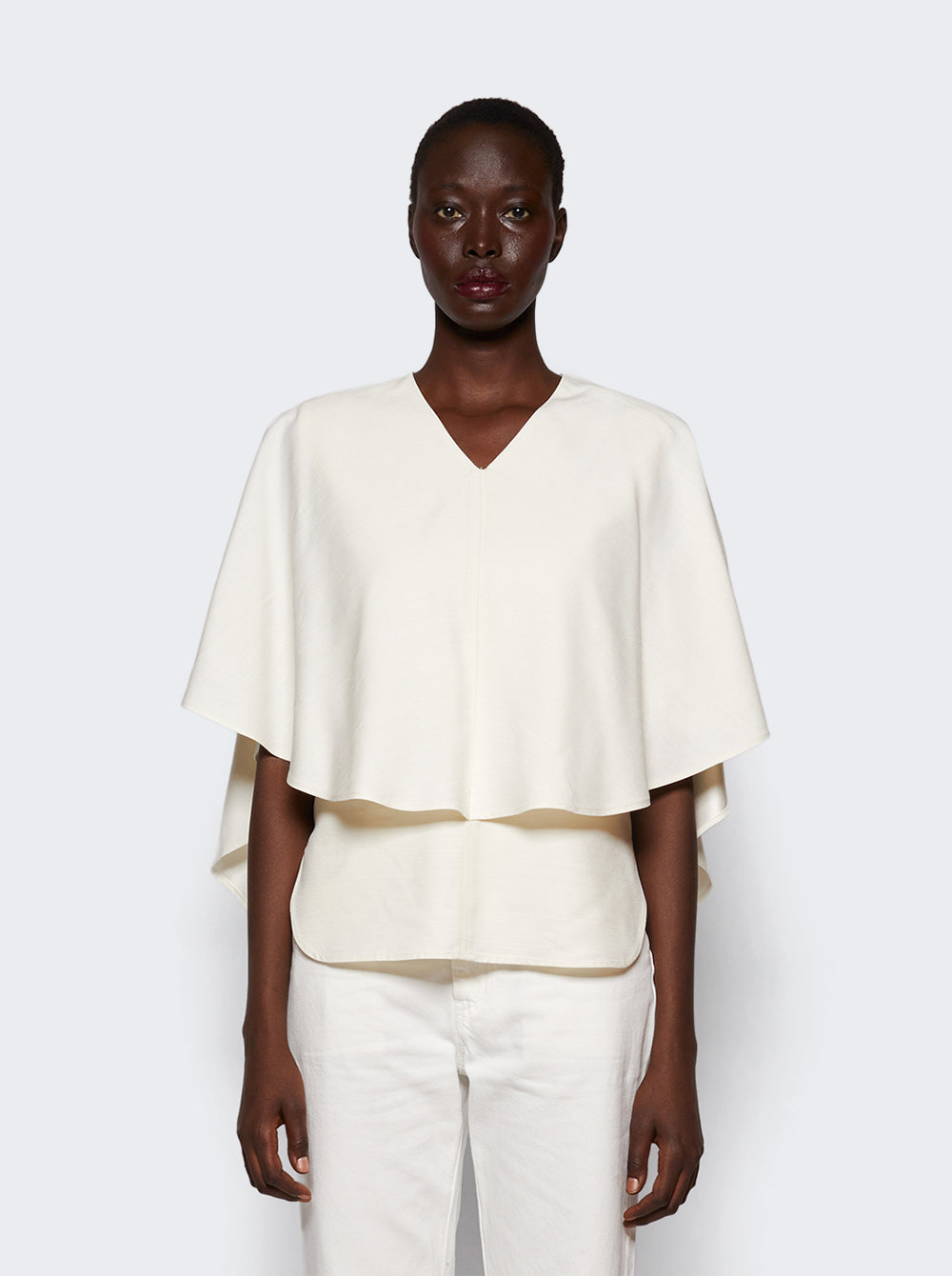 ARONA_White_03.jpg