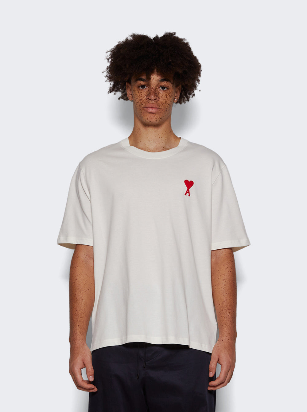UTS004.726_White_03.jpg