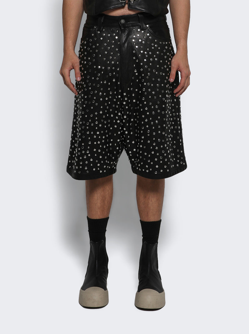 Spark Leather Short_Black_03.jpg