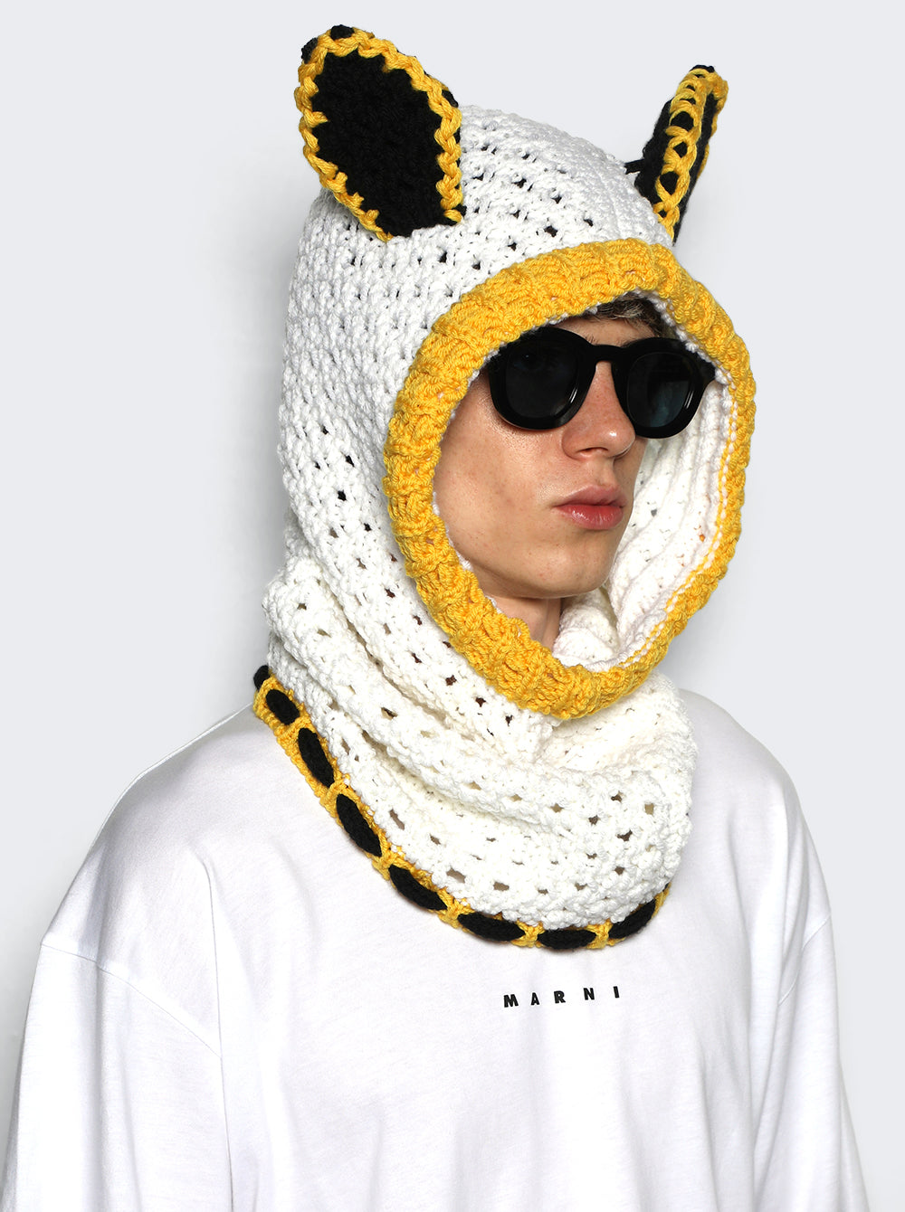 ACZC0062Q0 UFWH26_White_03.jpg