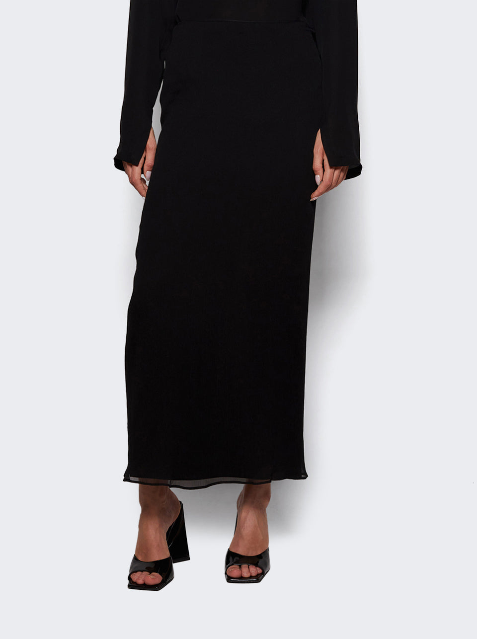 W3015R21SE_Black_03.jpg